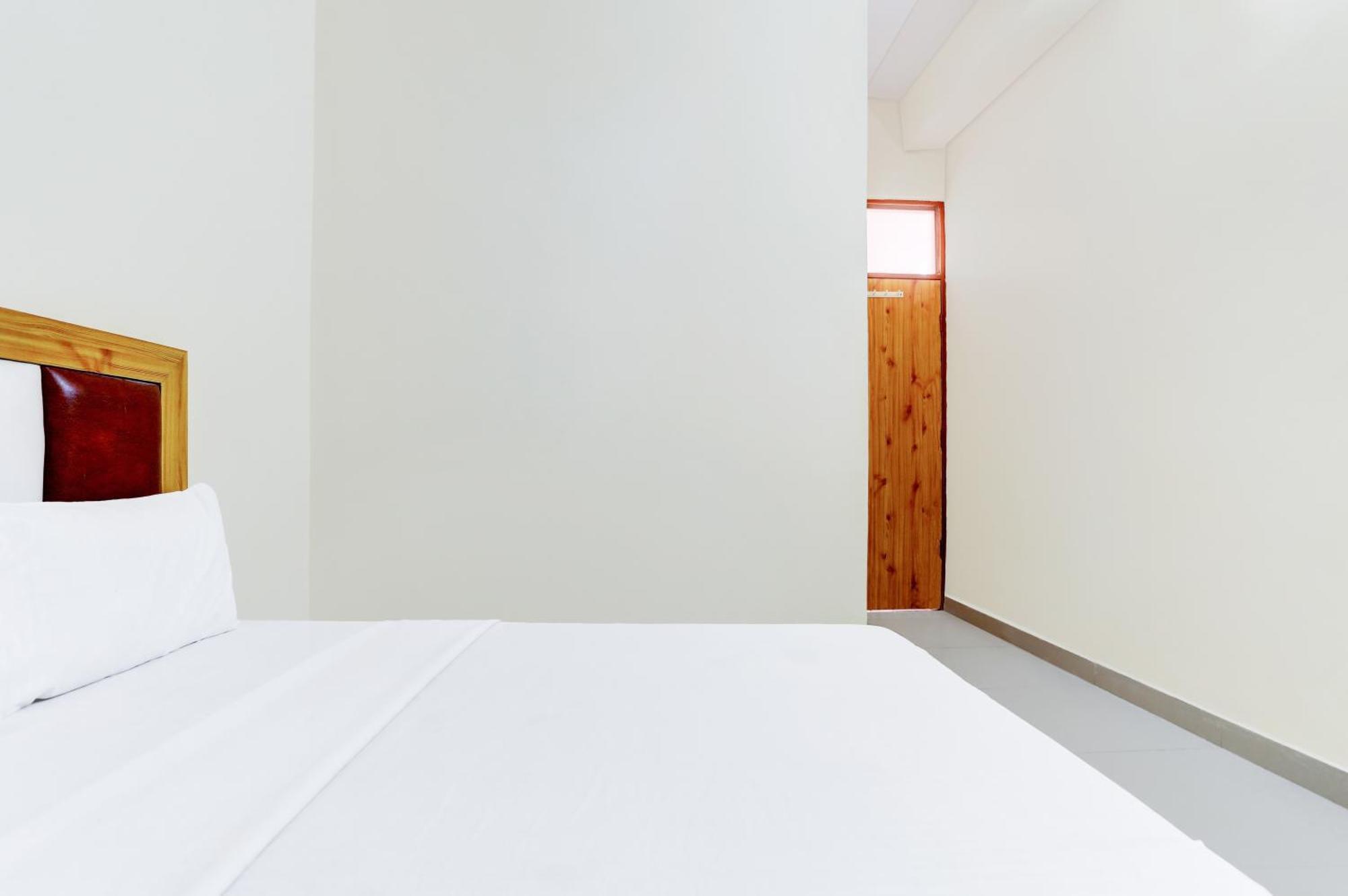 Hotel O Blu Moon Ghaziabad Exterior photo